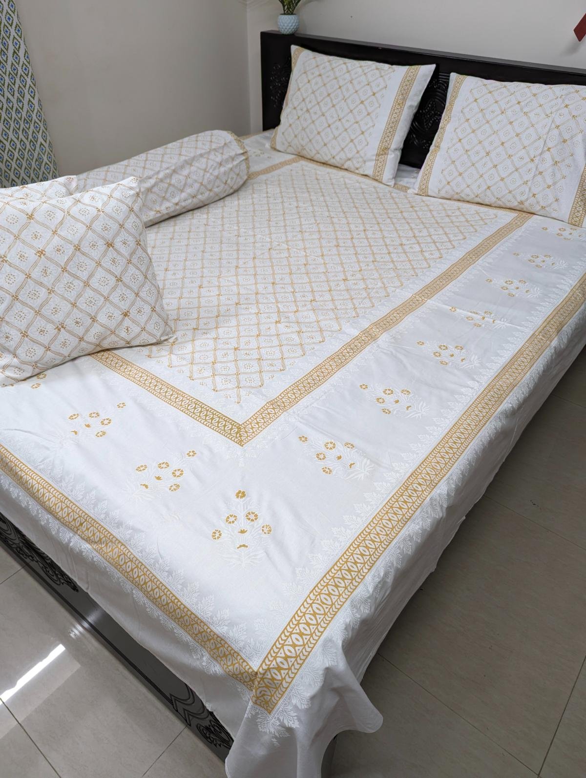 Twill Cotton Premium Hand Block KIng Size Bedsheet (2)