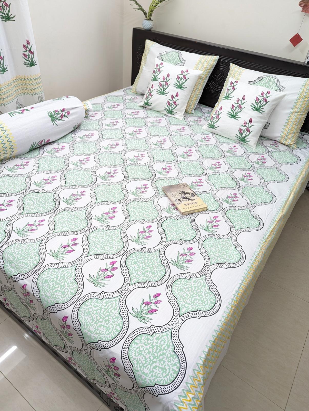 Handblock Luxuary Premium Cotton king Size Bedsheet (31)