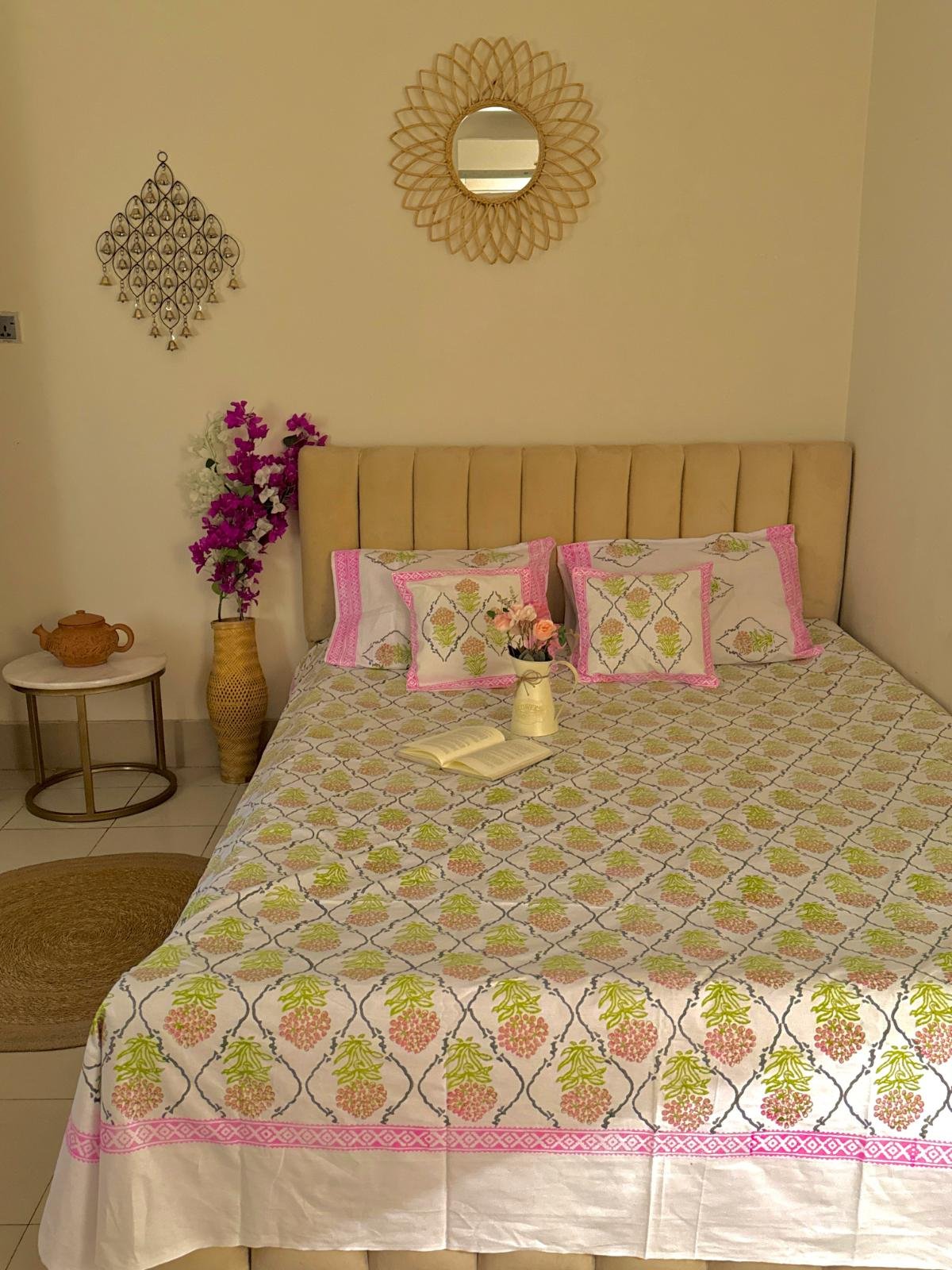 White Floral Handblock Bedsheet (10)