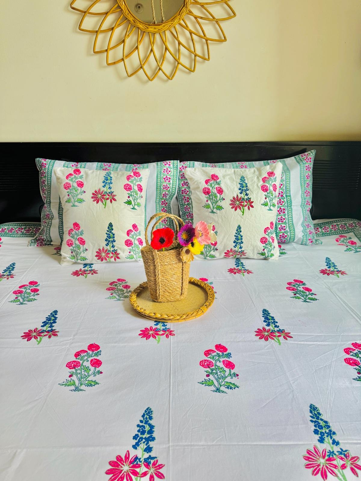 Handblock King Size Bedsheet (3)