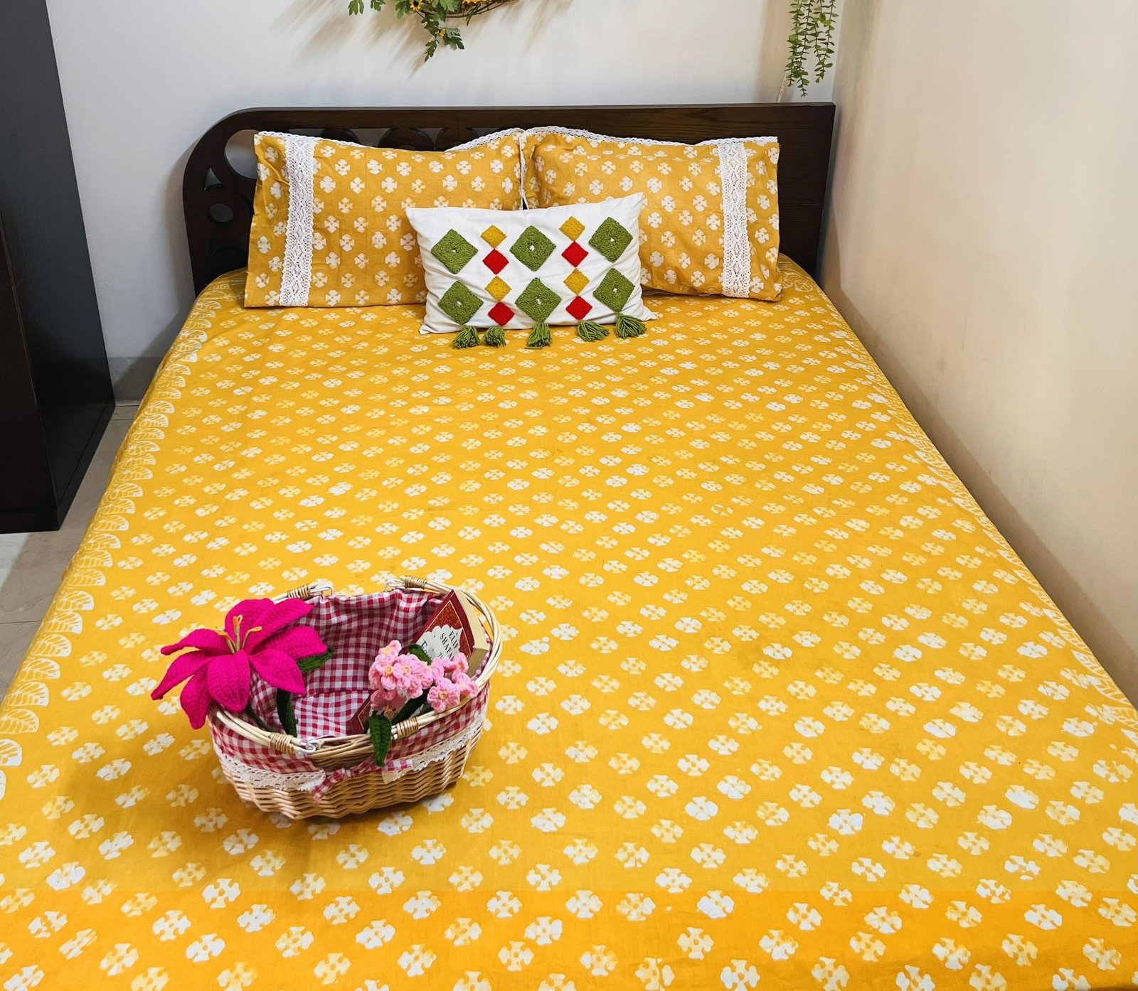 Natural Dying Bedsheet (1)