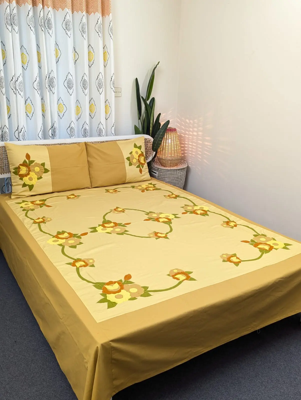 Applique Cotton Bedshhet (7)