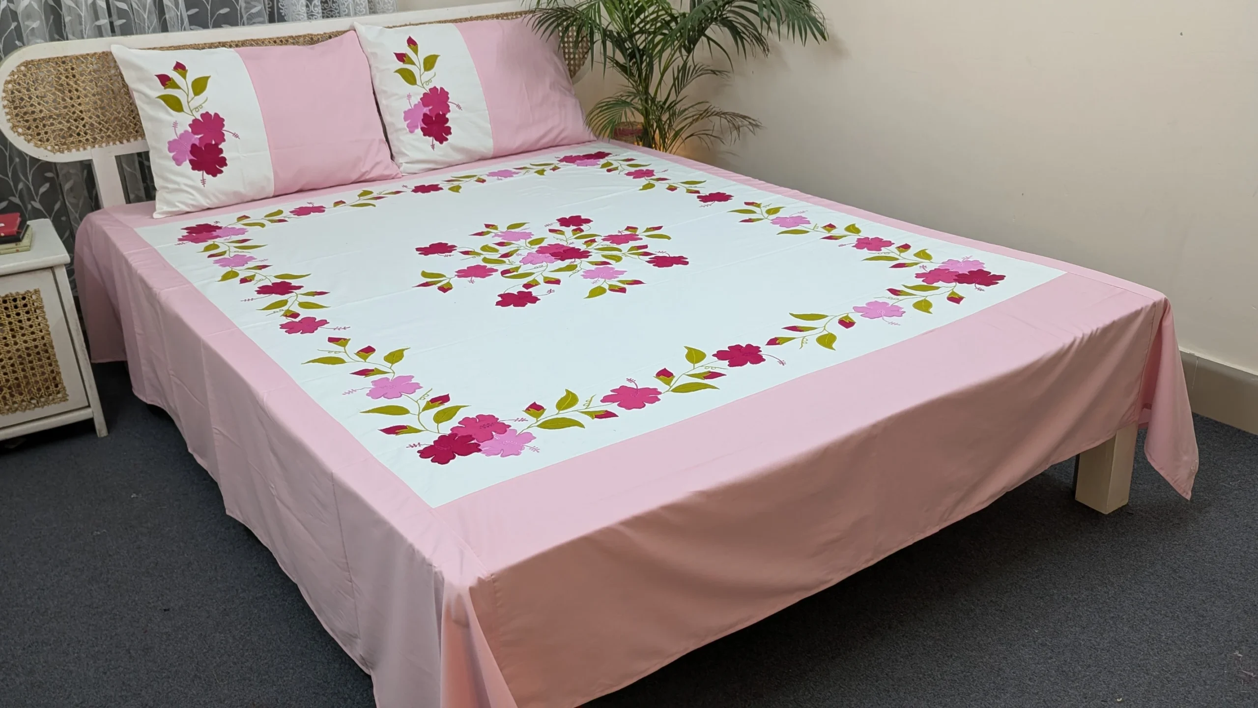Applique Cotton King Size Premium Bedsheet (13)