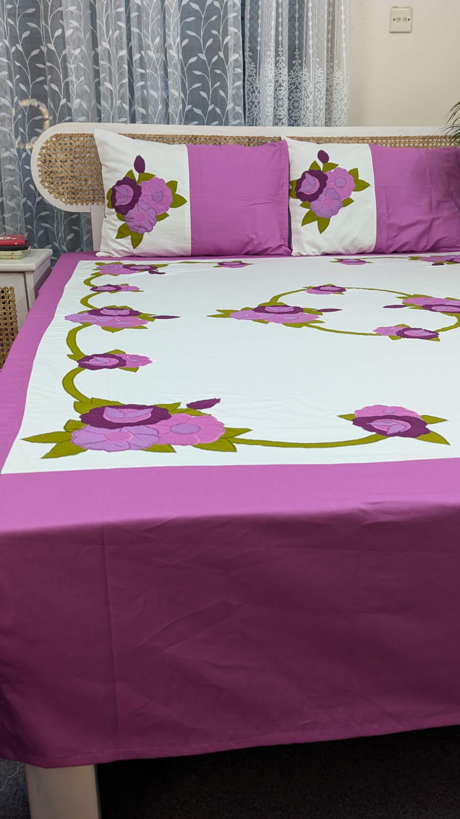 Applique Cotton King Size Premium Bedsheet (31)